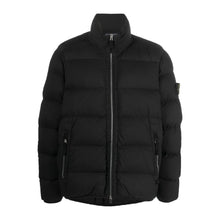 Load image into Gallery viewer, Stone Island Seamless Tunnel Nylon Down-Tc Coat in Black
