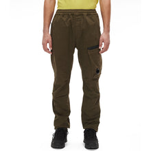 Load image into Gallery viewer, Cp Company Sateen Stretch Cargo Pants In Ivy Green
