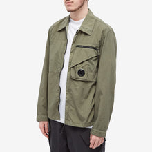 Load image into Gallery viewer, Cp Company Taylon P Lens Overshirt In Bronze Green
