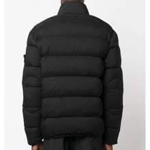 Load image into Gallery viewer, Stone Island Seamless Tunnel Nylon Down-Tc Coat in Black
