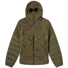 Load image into Gallery viewer, Cp Company Shell-R Goggle Jacket In Ivy Green
