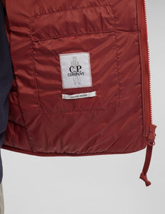 Cp Company Mixed Shell-R Goggle Gillet In Red