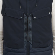 Load image into Gallery viewer, Cp Company Mixed Shell-R Goggle Gillet In Navy ( Pre Order Due 19th Nov )
