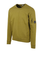 Load image into Gallery viewer, Cp Company Lens Light Fleece Sweatshirt In Moss Green
