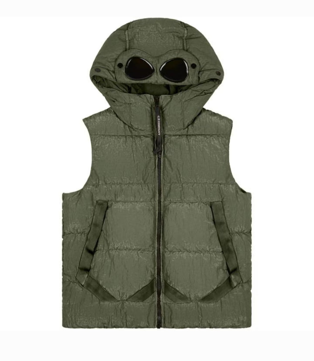 Cp Company Junior Saint Peter Goggle Down Gilet In Thyme