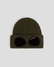 Load image into Gallery viewer, Junior Cp Company Merino Wool Goggle Beanie In Ivy Green
