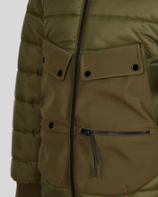 Load image into Gallery viewer, Cp Company Junior Multipocket Nylon Shell-R Goggle Jacket In Ivy Green
