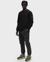 Load image into Gallery viewer, Stone Island Stretch Broken Twill Organic Cotton Old Effect Cargo Pants In Lead Grey
