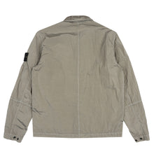 Load image into Gallery viewer, Stone Island Nylon Metal Overshirt Econyl In Stucco
