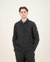 Load image into Gallery viewer, Stone Island Nylon Metal Overshirt Econyl In Black
